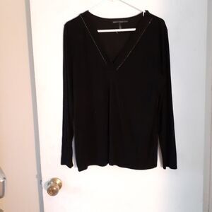 White House Black Market Long Sleeve Knit Shirt Top Deep V Neck L Neck Detailing